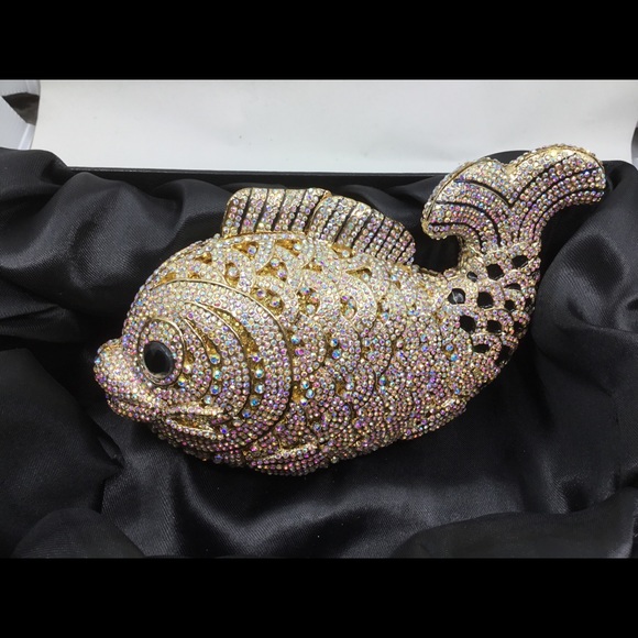 Swarovski Crystals Gold/Blk Fish Minaudiere Bag! - Picture 1 of 7